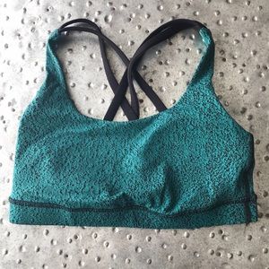 LuLulemon Sports Bra size 4